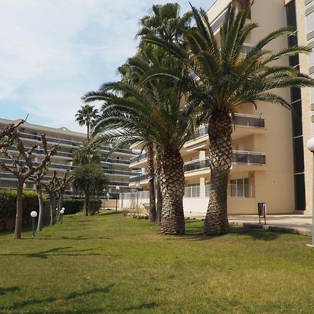 Апартаменты Ventura Park Салоу Экстерьер фото