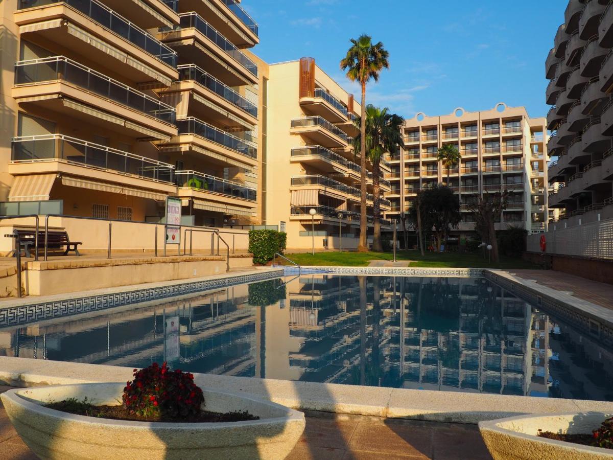 Апартаменты Ventura Park Салоу Экстерьер фото
