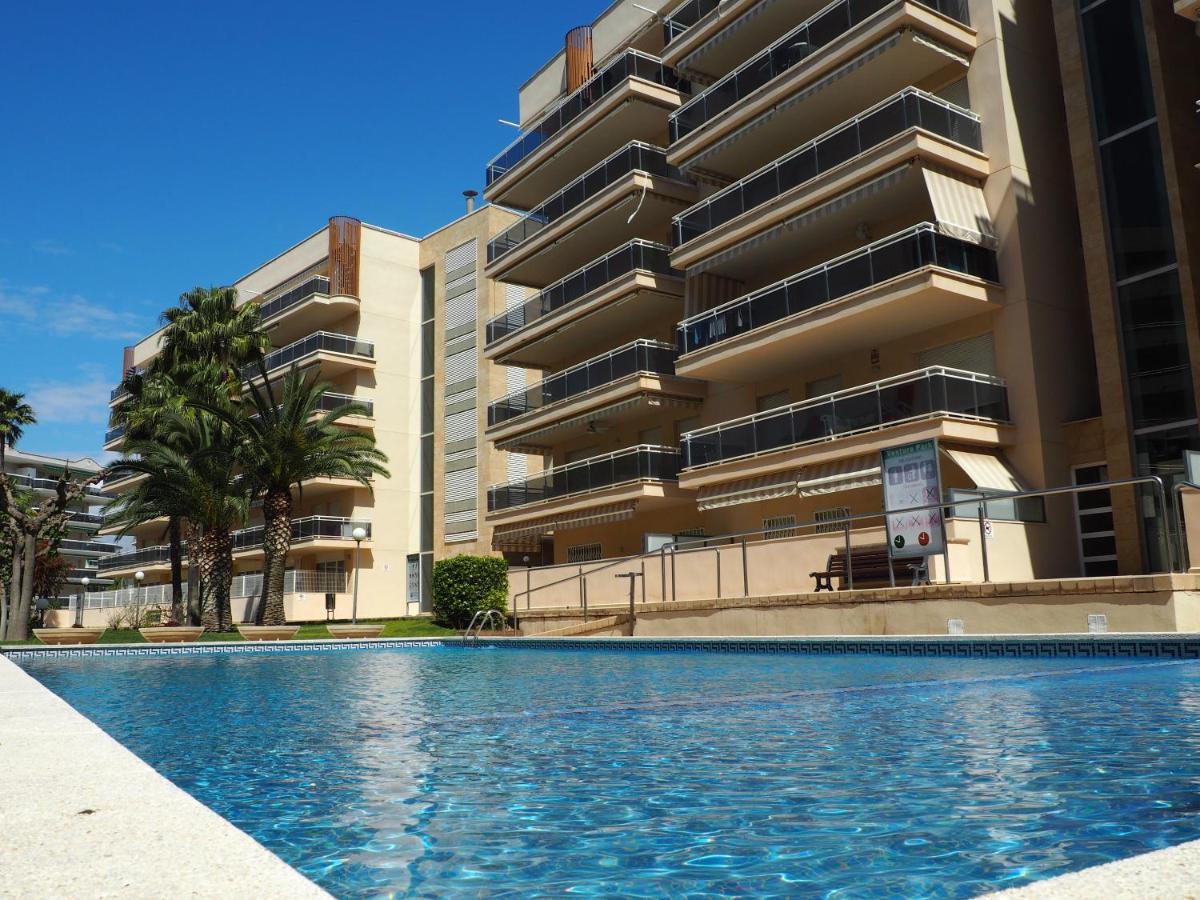 Апартаменты Ventura Park Салоу Экстерьер фото